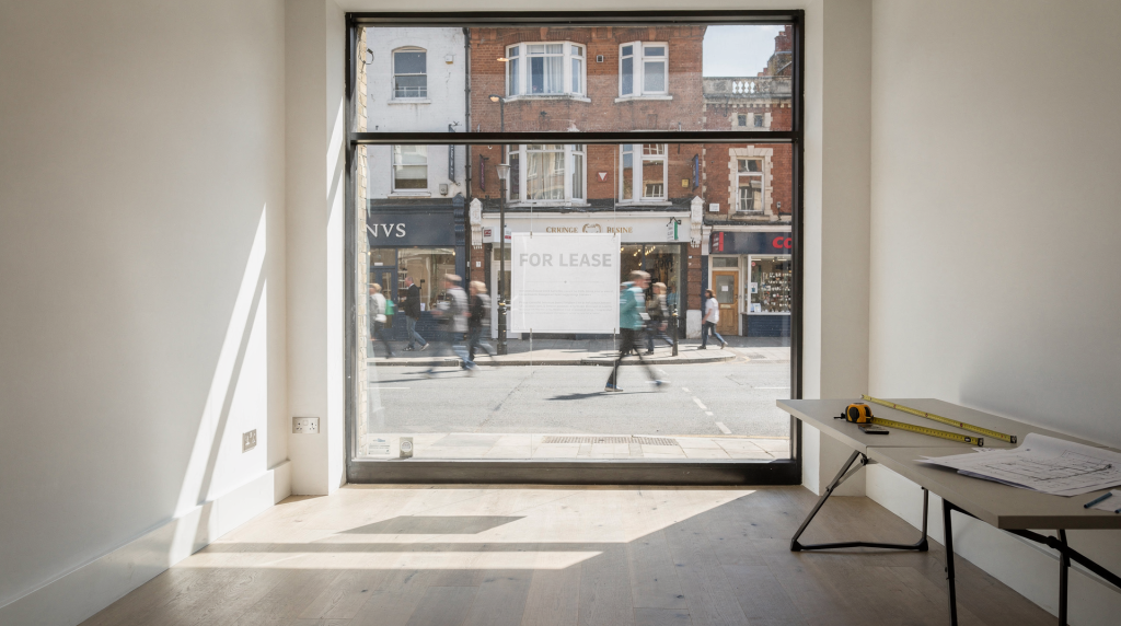 How to Lease Your First Retail Space